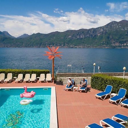 Hotel Caribe Brenzone sul Garda Exterior foto