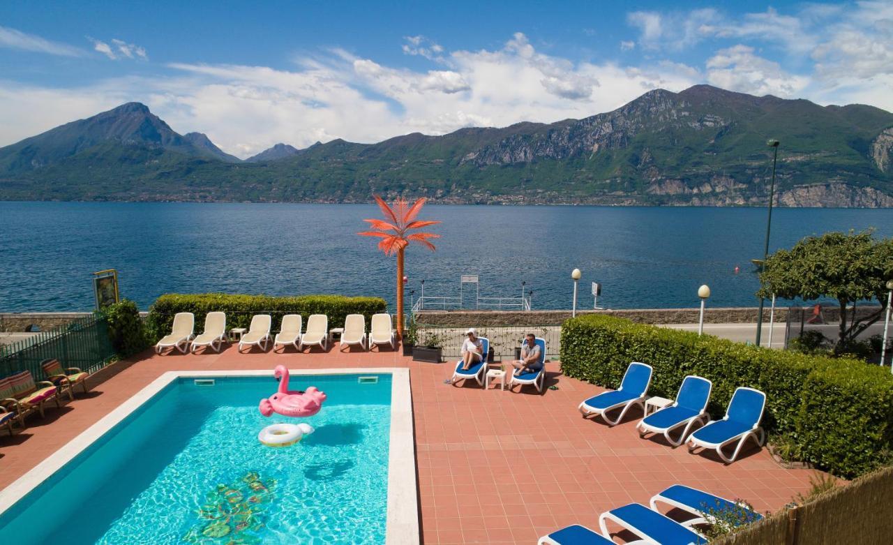 Hotel Caribe Brenzone sul Garda Exterior foto