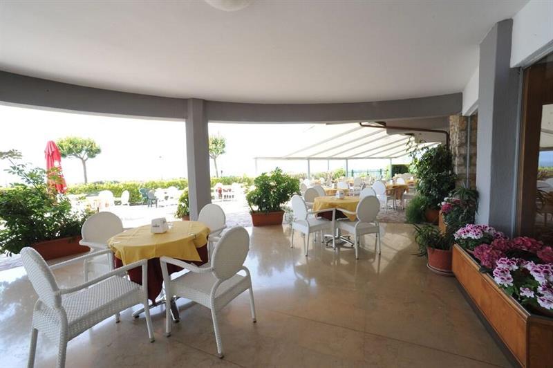 Hotel Caribe Brenzone sul Garda Exterior foto