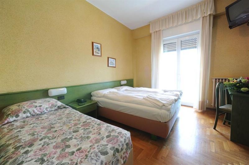 Hotel Caribe Brenzone sul Garda Exterior foto